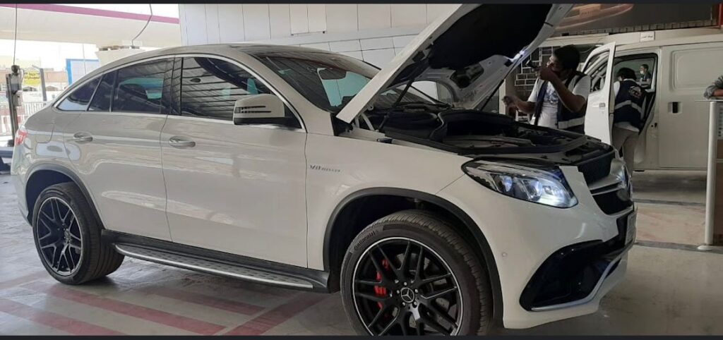 ميكانيكي متنقل